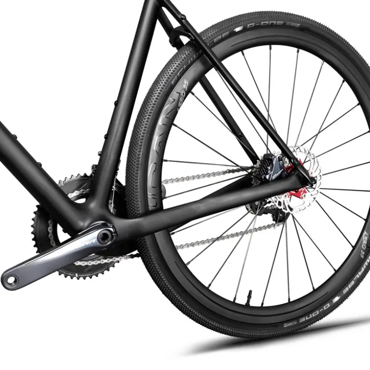 Carbon Innovation: The OEM AC33 Super Light Gravel Bike ( 7 Kg)