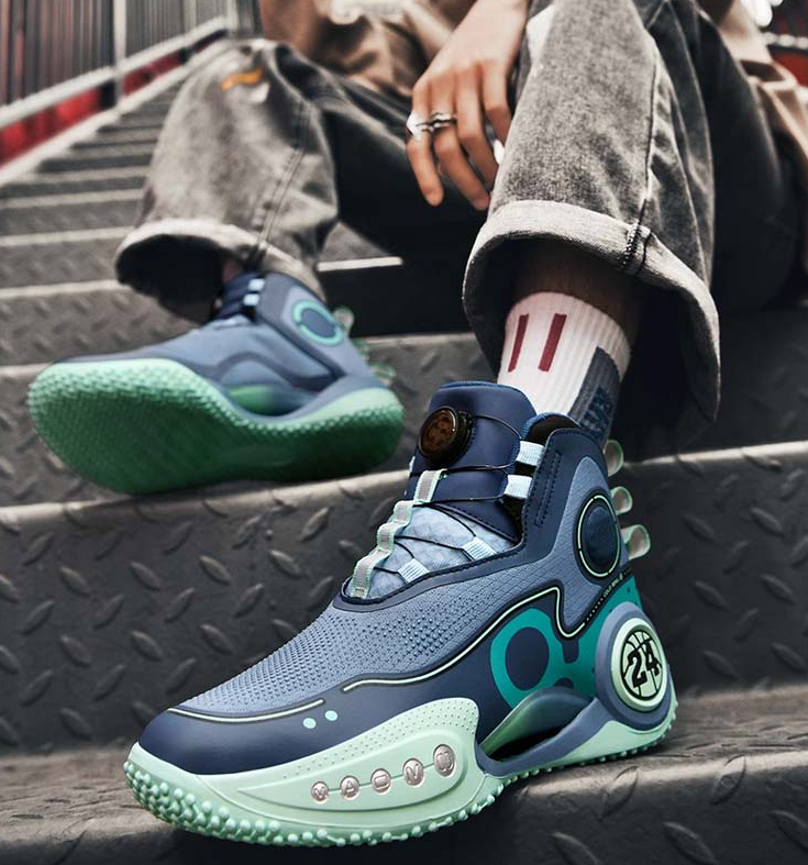 Game-Changer: Futuristic High-Top Basketball Shoes for Unmatched Style and Performance