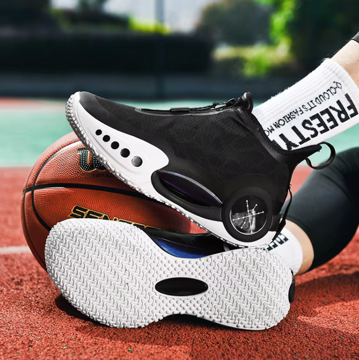 All-Season Performance: Men's Sport Basketball Shoes with Cool, Fashionable Design